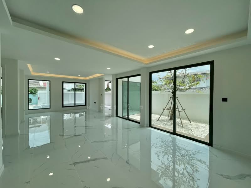 บ้าน Riva รัชดา 42, กรุงเทพ, ถนนรัชดาภิเษก, จันทรเกษม, จตุจักร, กรุงเทพ, 250 ตร.ม., บ้านเดี่ยว ขาย, โดย อชิรวัชร์, 500358588 - DDproperty.com
