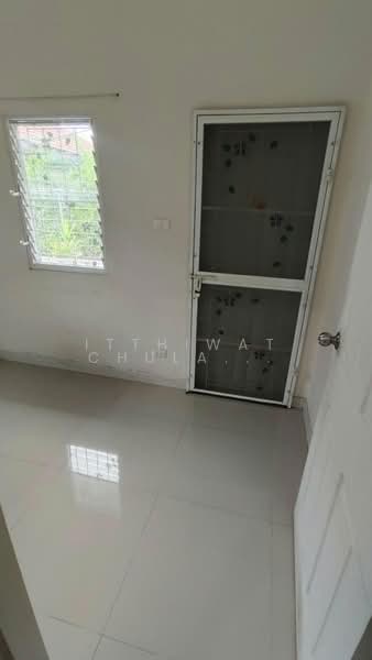 Kruawan Suwinthawong 3, Bangkok, Soi Kaewpradub, Lam Phak Chi, Nong Chok, Bangkok, 2 Bedrooms, 200 sqm, Single Detached House For Sale, by Itthiwat Chulaolan, 500358590 - DDproperty.com
