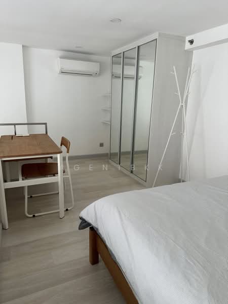 Knightsbridge Prime Sathorn, Bangkok, 599 Naradhiwas Rajanagarindra Road, Thung Maha Mek, Sathon, Bangkok, 1 Bedroom, 39 sqm, Condo For Rent, by Agentbkk, 500358608 - DDproperty.com