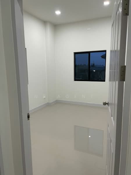 เครือวัลย์ เลค แอนด์ ปาร์ค สุวินทวงศ์-ฉลองกรุง, Bangkok, Lam Phak Chi, Nong Chok, Bangkok, 2 Bedrooms, 80 sqm, Single Detached House For Sale, by NR AGENT, 500358624 - DDproperty.com