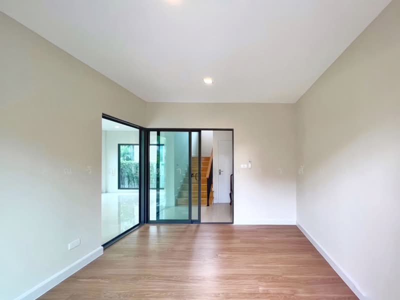 Venue Rama 9, Bangkok, Kanchanaphisek Road, Saphan Sung, Bangkok, 4 Bedrooms, 213 sqm, Single Detached House For Sale, by คุณวิญญุดา เหล่าสันน์, 500358625 - DDproperty.com