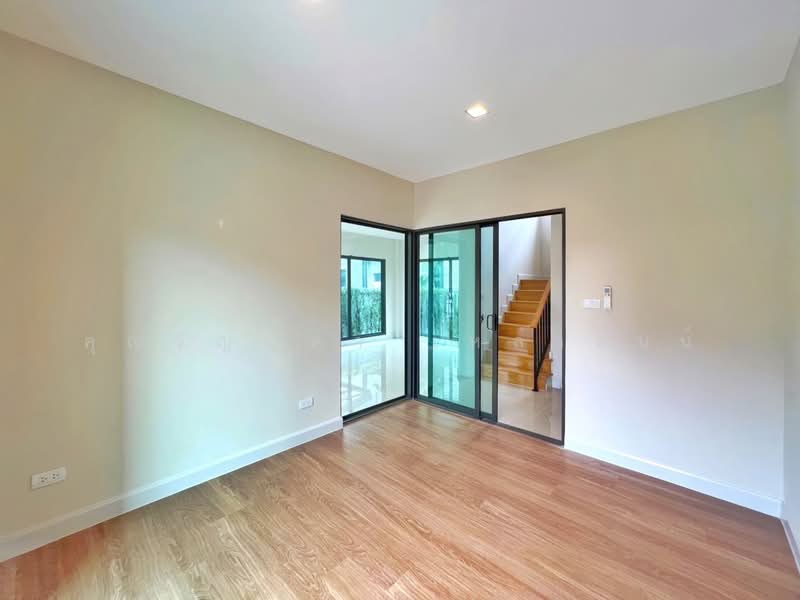 Venue Rama 9, Bangkok, Kanchanaphisek Road, Saphan Sung, Bangkok, 4 Bedrooms, 213 sqm, Single Detached House For Sale, by คุณวิญญุดา เหล่าสันน์, 500358625 - DDproperty.com