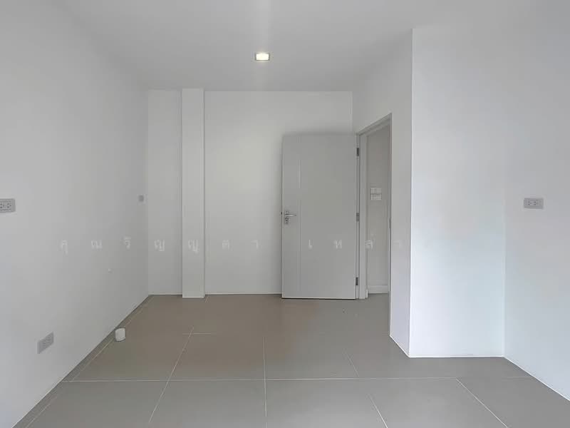 Venue Rama 9, Bangkok, Kanchanaphisek Road, Saphan Sung, Bangkok, 4 Bedrooms, 213 sqm, Single Detached House For Sale, by คุณวิญญุดา เหล่าสันน์, 500358625 - DDproperty.com