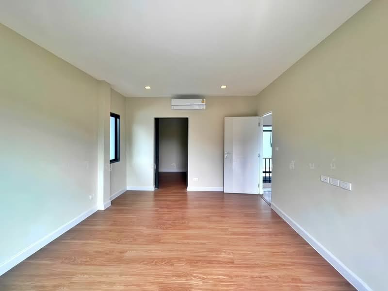 Venue Rama 9, Bangkok, Kanchanaphisek Road, Saphan Sung, Bangkok, 4 Bedrooms, 213 sqm, Single Detached House For Sale, by คุณวิญญุดา เหล่าสันน์, 500358625 - DDproperty.com