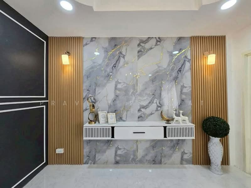 Ban Ngam Charoen 8, Chon Buri (Pattaya), 43 90 หมู่1 Chonburi-Pattaya Hwy, Pattaya City, Bang Lamung District, Chon Buri, Bang Lamung, Bang Lamung (Pattaya), Chon Buri (Pattaya), 2 Bedrooms, 72 sqm, Townhouse For Rent, by Praveen Peter, 500358627 - DDproperty.com