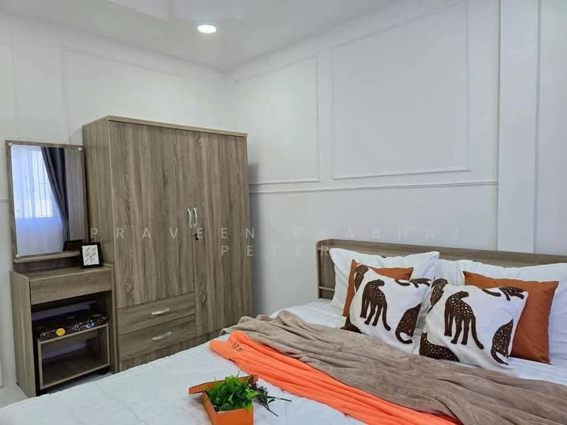 Ban Ngam Charoen 8, Chon Buri (Pattaya), 43 90 หมู่1 Chonburi-Pattaya Hwy, Pattaya City, Bang Lamung District, Chon Buri, Bang Lamung, Bang Lamung (Pattaya), Chon Buri (Pattaya), 2 Bedrooms, 72 sqm, Townhouse For Rent, by Praveen Peter, 500358627 - DDproperty.com