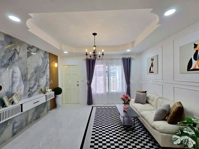 Ban Ngam Charoen 8, Chon Buri (Pattaya), 43 90 หมู่1 Chonburi-Pattaya Hwy, Pattaya City, Bang Lamung District, Chon Buri, Bang Lamung, Bang Lamung (Pattaya), Chon Buri (Pattaya), 2 Bedrooms, 72 sqm, Townhouse For Rent, by Praveen Peter, 500358627 - DDproperty.com