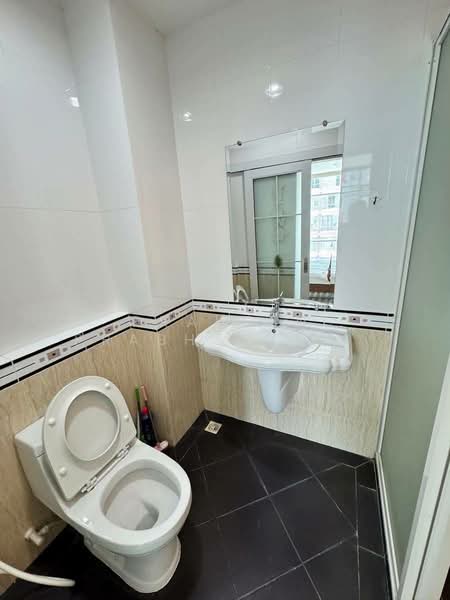 CC Condominium 1 : ซีซี คอนโดมิเนียม 1, ชลบุรี, 418 หมู่ที่ 6, หนองปรือ, บางละมุง, ชลบุรี, 50 ตร.ม., คอนโด ให้เช่า, โดย Praveen Prabhat Peter, 500358662 - DDproperty.com