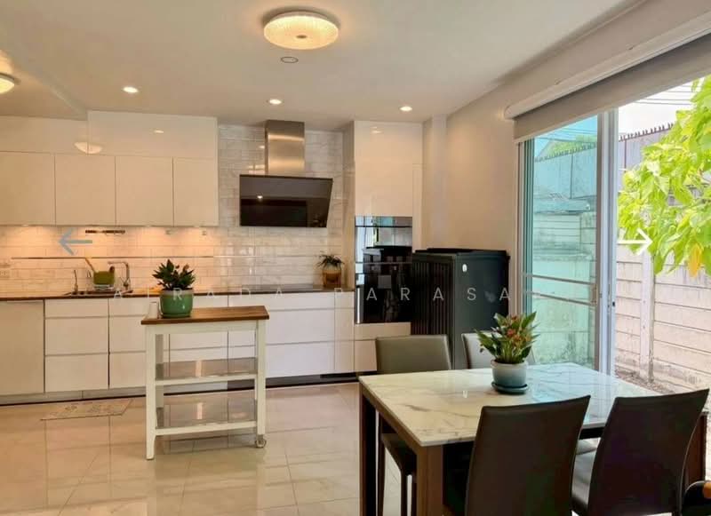 Town Avenue Rama 9, Bangkok, Soi Krungthep Kreetha 7, Hua Mak, Bang Kapi, Bangkok, 1 Bedroom, 210 sqm, Townhouse For Rent, by Airada Parasarn, 500358691 - DDproperty.com