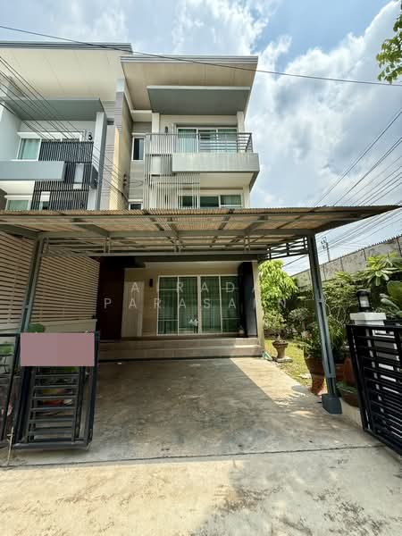 Town Avenue Rama 9, Bangkok, Soi Krungthep Kreetha 7, Hua Mak, Bang Kapi, Bangkok, 1 Bedroom, 210 sqm, Townhouse For Rent, by Airada Parasarn, 500358691 - DDproperty.com
