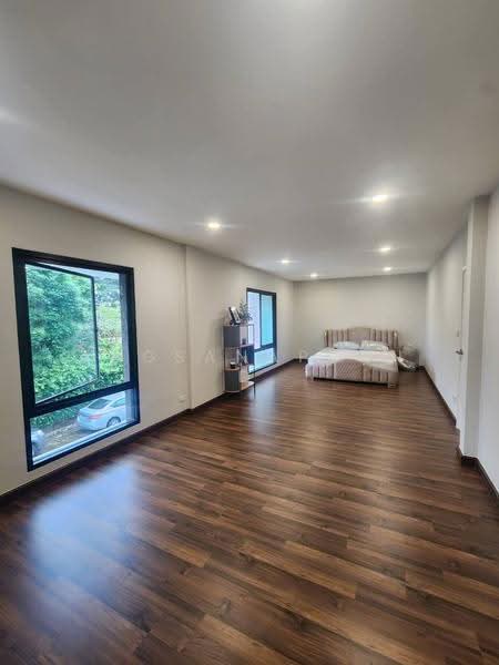 นันทวัน วงแหวน-รัตนาธิเบศร์, Nonthaburi, Sao Thong Hin, Bang Yai, Nonthaburi, 5 Bedrooms, 369 sqm, Single Detached House For Sale, by Angsanaporn Dejvorrasuthi, 500358698 - DDproperty.com