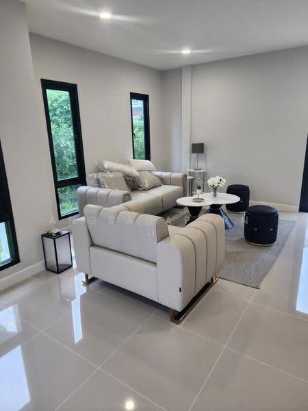 นันทวัน วงแหวน-รัตนาธิเบศร์, Nonthaburi, Sao Thong Hin, Bang Yai, Nonthaburi, 5 Bedrooms, 369 sqm, Single Detached House For Sale, by Angsanaporn Dejvorrasuthi, 500358698 - DDproperty.com