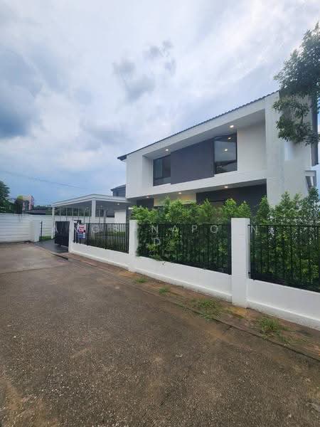 นันทวัน วงแหวน-รัตนาธิเบศร์, Nonthaburi, Sao Thong Hin, Bang Yai, Nonthaburi, 5 Bedrooms, 369 sqm, Single Detached House For Sale, by Angsanaporn Dejvorrasuthi, 500358698 - DDproperty.com
