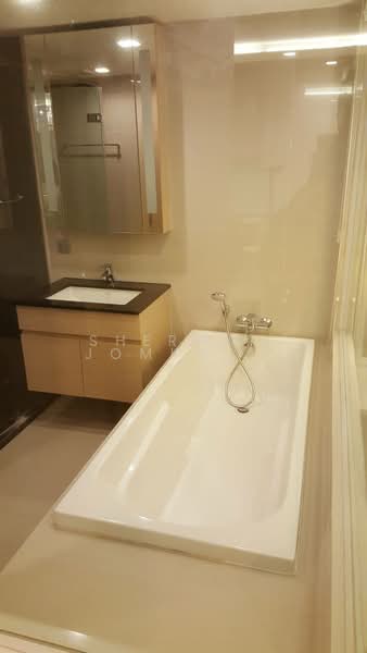 Via BOTANI, Bangkok, 36 Soi Sukhumvit 47, Sukhumvit Road, Khlong Tan Nua, Watthana, Bangkok, 1 Bedroom, 52 sqm, Condo For Rent, by Sherwan Jomkhamsing, 500358718 - DDproperty.com