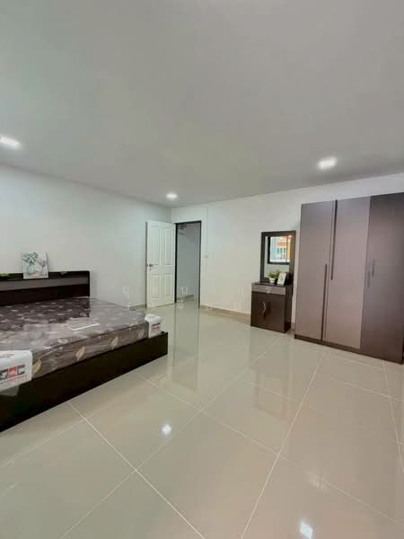 บ้านสวย รีโนเวทใหม่ ใกล้วัดสวนแก้ว หมู่บ้านเจ้าพระยา 5 บางเลน บางใหญ่ 11140, Nonthaburi, บางกรวย - ไทรน้อย, Bang Len, Bang Yai, Nonthaburi, 2 Bedrooms, 120 sqm, Townhouse For Sale, by บุษบากร (เจี๊ยบ), 500358728 - DDproperty.com