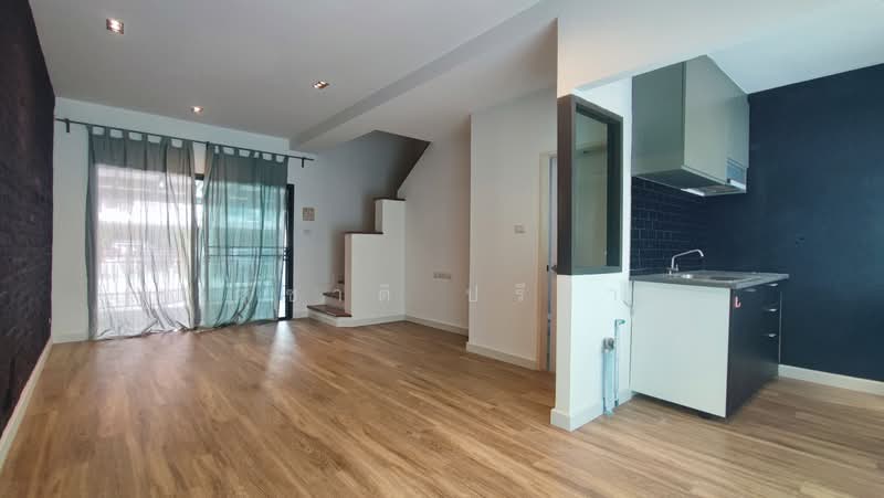 The Metro Pattanakarn-Srinakarin, Bangkok, Soi On Nut 80 Yak 5, Prawet, Bangkok, 2 Bedrooms, 140 sqm, Townhouse For Rent, by สุชาติ ปรีชา, 500358729 - DDproperty.com