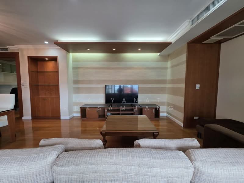 The Cadogan Private Residence, Bangkok, Soi Sukhumvit 39, Khlong Tan Nua, Watthana, Bangkok, 3 Bedrooms, 200 sqm, Condo For Rent, by Kanyanat Ruksamuang, 500358731 - DDproperty.com