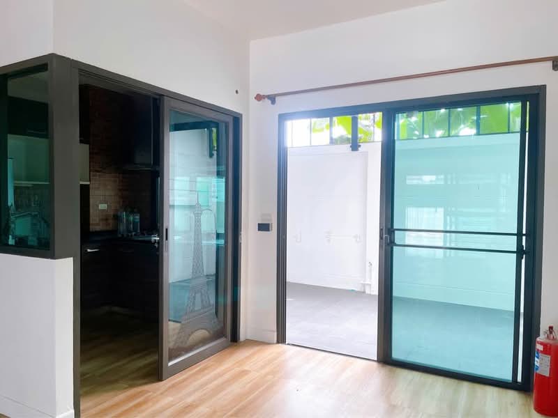 The Metro Pattanakarn-Srinakarin, Bangkok, Soi On Nut 80 Yak 5, Prawet, Bangkok, 3 Bedrooms, 148 sqm, Townhouse For Rent, by สุชาติ ปรีชา, 500358735 - DDproperty.com