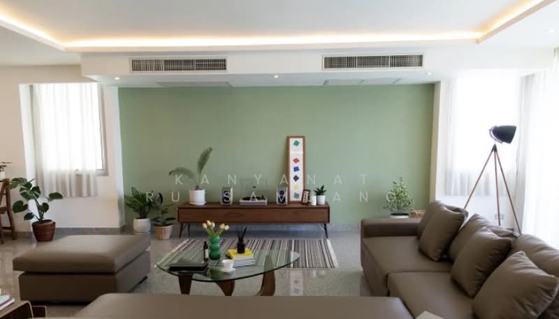 Seven Place Residences, Bangkok, 988 Sukhumvit 71 Road, Khlong Tan Nua, Watthana, Bangkok, 3 Bedrooms, 285 sqm, Condo For Rent, by Kanyanat Ruksamuang, 500358744 - DDproperty.com