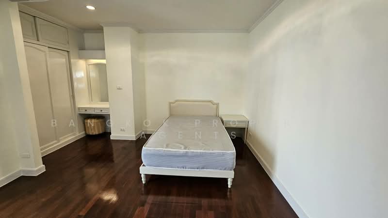 47 Le Cullinan Sukhumvit Soi 39, Bangkok, Sukhumvit, Khlong Tan Nua, Watthana, Bangkok, 3 Bedrooms, 250 sqm, Condo For Rent, by BANGKOK PROPERTY AGENTS, 500358755 - DDproperty.com