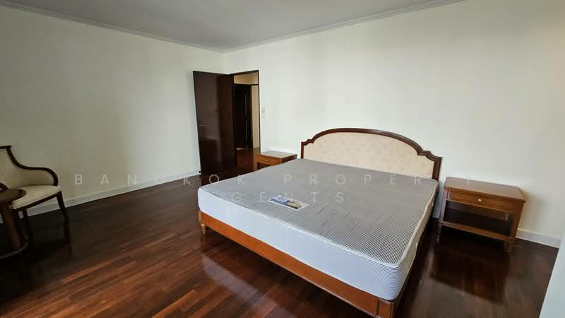 47 Le Cullinan Sukhumvit Soi 39, Bangkok, Sukhumvit, Khlong Tan Nua, Watthana, Bangkok, 3 Bedrooms, 250 sqm, Condo For Rent, by BANGKOK PROPERTY AGENTS, 500358755 - DDproperty.com