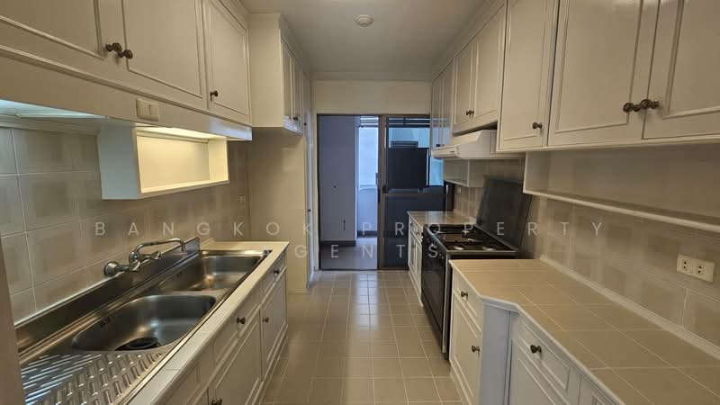 47 Le Cullinan Sukhumvit Soi 39, Bangkok, Sukhumvit, Khlong Tan Nua, Watthana, Bangkok, 3 Bedrooms, 250 sqm, Condo For Rent, by BANGKOK PROPERTY AGENTS, 500358757 - DDproperty.com