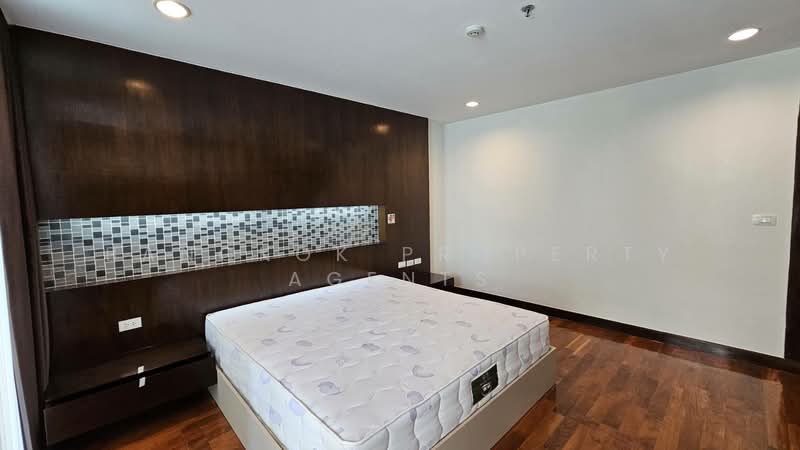 Richmond Hills Residence, Bangkok, Soi Thonglor 25, Khlong Tan Nua, Watthana, Bangkok, 3 Bedrooms, 155 sqm, Condo For Rent, by BANGKOK PROPERTY AGENTS, 500358764 - DDproperty.com