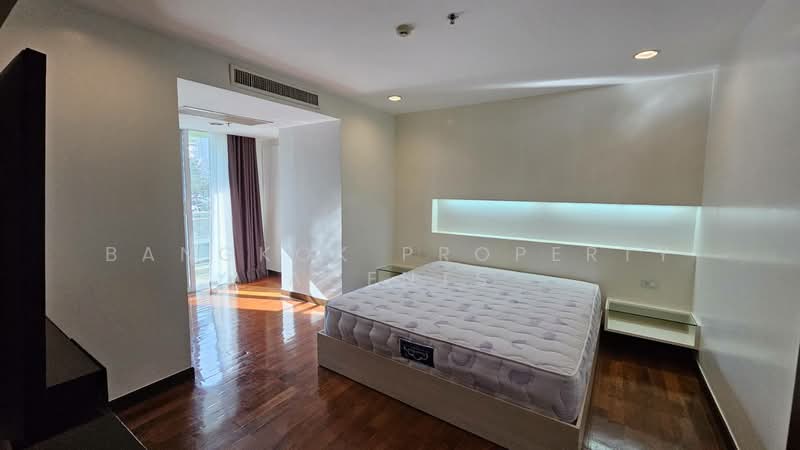 Richmond Hills Residence, Bangkok, Soi Thonglor 25, Khlong Tan Nua, Watthana, Bangkok, 3 Bedrooms, 155 sqm, Condo For Rent, by BANGKOK PROPERTY AGENTS, 500358764 - DDproperty.com