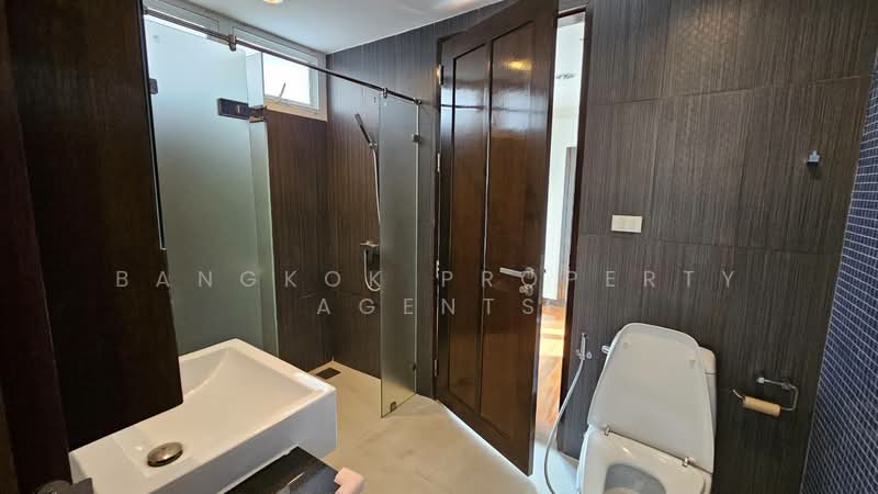Richmond Hills Residence, Bangkok, Soi Thonglor 25, Khlong Tan Nua, Watthana, Bangkok, 3 Bedrooms, 155 sqm, Condo For Rent, by BANGKOK PROPERTY AGENTS, 500358764 - DDproperty.com