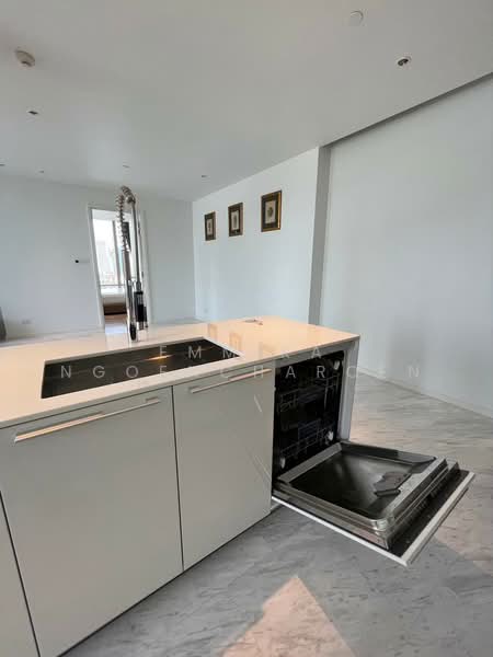 Four Seasons Private Residences, Bangkok, 300 Charoen Krung Road, Yan Nawa, Sathon, Bangkok, 1 Bedroom, 104 sqm, Condo For Rent, by Emmika Ngoencharoen, 500358875 - DDproperty.com
