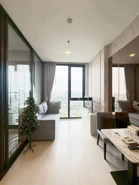 Mazarine Ratchayothin, Bangkok, Soi Phahonyothin 30, Phahonyothin Road, Chan Kasem, Chatuchak, Bangkok, 1 Bedroom, 33 sqm, Condo For Rent, by Kritsana Thipthananon, 500358894 - DDproperty.com