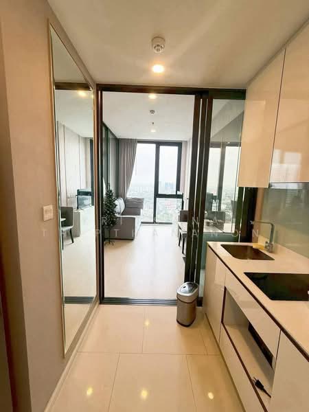 Mazarine Ratchayothin, Bangkok, Soi Phahonyothin 30, Phahonyothin Road, Chan Kasem, Chatuchak, Bangkok, 1 Bedroom, 33 sqm, Condo For Rent, by Kritsana Thipthananon, 500358894 - DDproperty.com