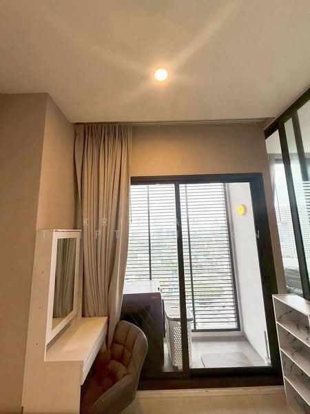 Mazarine Ratchayothin, Bangkok, Soi Phahonyothin 30, Phahonyothin Road, Chan Kasem, Chatuchak, Bangkok, 1 Bedroom, 33 sqm, Condo For Rent, by Kritsana Thipthananon, 500358894 - DDproperty.com