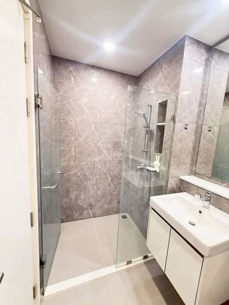 Mazarine Ratchayothin, Bangkok, Soi Phahonyothin 30, Phahonyothin Road, Chan Kasem, Chatuchak, Bangkok, 1 Bedroom, 33 sqm, Condo For Rent, by Kritsana Thipthananon, 500358894 - DDproperty.com