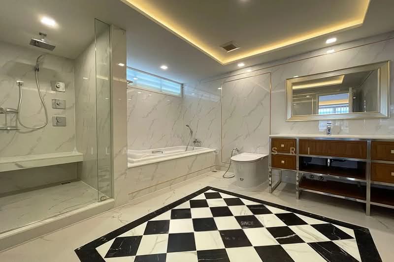 Wattana Heights, Bangkok, Sukhumvit Road, Khlongtoei Nua, Watthana, Bangkok, 3 Bedrooms, 330 sqm, Condo For Rent, by Ailada Ngamsri, 500358901 - DDproperty.com