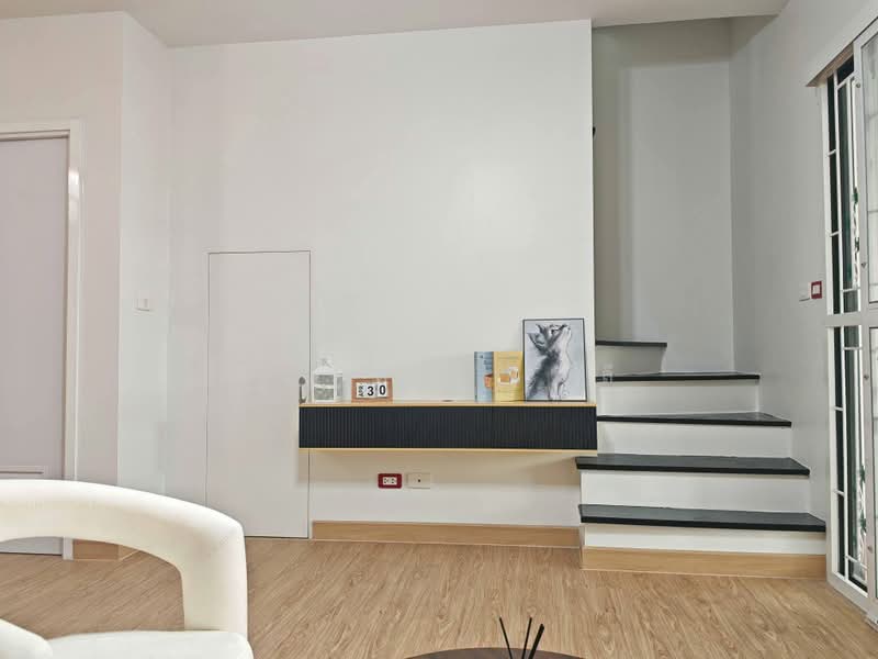 Pruksalite Lox Sukhumvit-Theparak, Samut Prakan, Soi Sri Bunruang 1, Bang Muang Mai, Muang Samut Prakarn, Samut Prakan, 3 Bedrooms, 100 sqm, Townhouse For Sale, by Rinrada Saelee, 500358966 - DDproperty.com