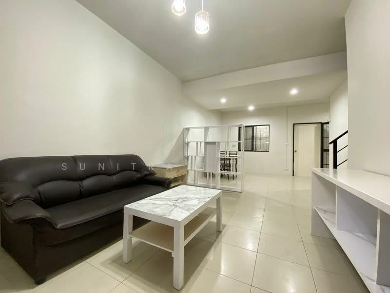 Baan Pruksa 58/2 Ladkrabang-Suvarnabhumi : บ้านพฤกษา 58/2 ลาดกระบัง-สุวรรณภูมิ, สมุทรปราการ, ถนนลาดกระบัง, ศีรษะจรเข้น้อย, บางเสาธง, สมุทรปราการ, 100 ตร.ม., ทาวน์เฮ้าส์ ให้เช่า, โดย Sunitra Sachdev, 500358995 - DDproperty.com