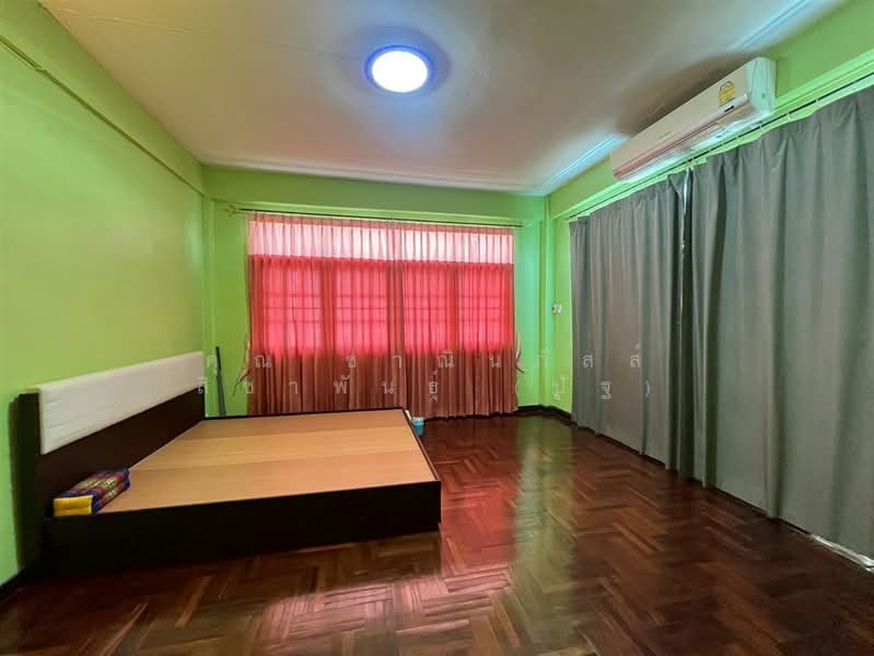อาคารพาณิชย์ 3.5 ชั้น 20 ตร.ว. อาคารพาณิชย์ ใกล้ไอคอนสยาม ถนนราชพฤกษ์, Bangkok, ถนนราชพฤกษ์, Khlong Ton Sai, Khlong San, Bangkok, , 130 sqm, Shophouse For Sale, by คุณ ชาณินภัสส์ สิชาพันธุ์ (ปัฐ), 500359010 - DDproperty.com