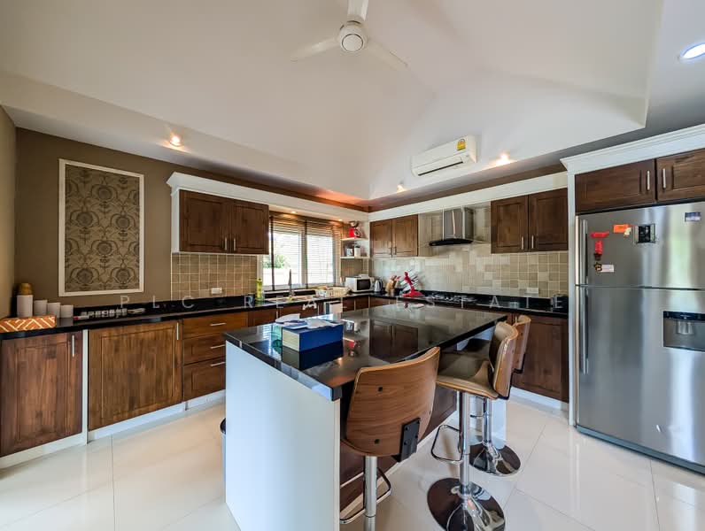Luxury Pool Villa for Sale Huay Yai East Pattaya, Chon Buri (Pattaya), Bang Lamung, Bang Lamung (Pattaya), Chon Buri (Pattaya), 3 Bedrooms, 350 sqm, Villa For Sale, by PLC real estate, 500359018 - DDproperty.com
