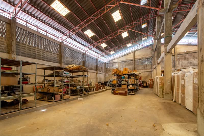 โกดังลาดพร้าว 101-2, Bangkok, Khlong Chan, Bang Kapi, Bangkok, , 2,400 sqm, Warehouse/Factory For Rent, by Pimlada Lertritrungmanee, 500359023 - DDproperty.com