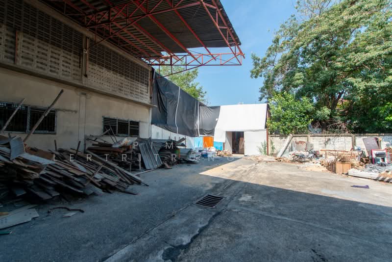 โกดังลาดพร้าว 101-2, กรุงเทพ, คลองจั่น, บางกะปิ, กรุงเทพ, 2,400 ตร.ม., โกดัง-โรงงาน ให้เช่า, โดย Pimlada Lertritrungmanee, 500359023 - DDproperty.com