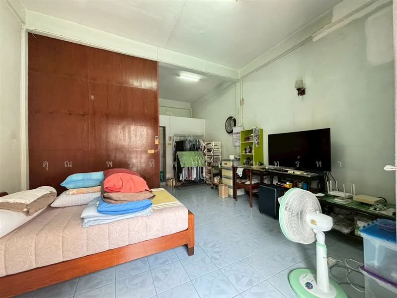 อาคารพาณิชย์ 3.5 ชั้น 7 ตร.ว. อาคารพาณิชย์ ใกล้โรงพยาบาลหัวเฉียว ถนนยุคล1, Bangkok, ถนนยุคล1, Wat Thep Sirin, Pom Prap Sattru Phai, Bangkok, , 100 sqm, Shophouse For Sale, by คุณ พรทิพย์ จันทร์หา (ปุ๋ย), 500359036 - DDproperty.com