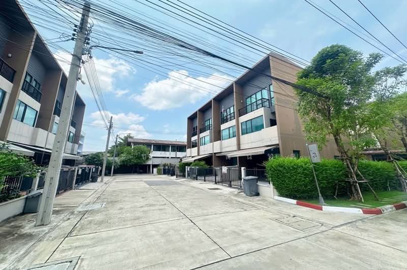 Baan Klang Muang Ladprao-Serithai, Bangkok, 8-2 Soi Serithai 52, Khan Na Yao, Bangkok, 3 Bedrooms, 152 sqm, Townhouse For Sale, by ชนะชาติ นนท์ตา, 500359060 - DDproperty.com