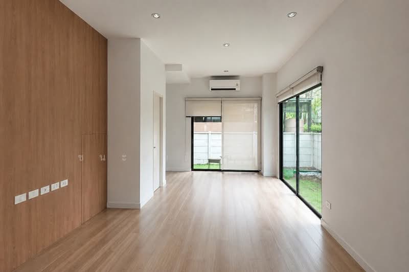 Baan Klang Muang Ladprao-Serithai, Bangkok, 8-2 Soi Serithai 52, Khan Na Yao, Bangkok, 3 Bedrooms, 152 sqm, Townhouse For Sale, by ชนะชาติ นนท์ตา, 500359060 - DDproperty.com