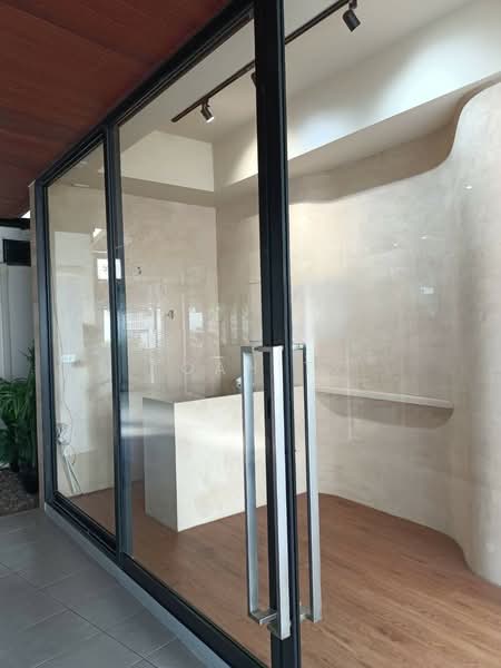 พื้นที่ให้เช่า พร้อมพงษ์ ทองหล่อ สุขุมวิท : Space for rent in Phrom Phong, Thonglor, Sukhumvit., Bangkok, Khlong Tan Nua, Watthana, Bangkok, , 12 sqm, Retail Space For Rent, by TOAH T., 500359070 - DDproperty.com