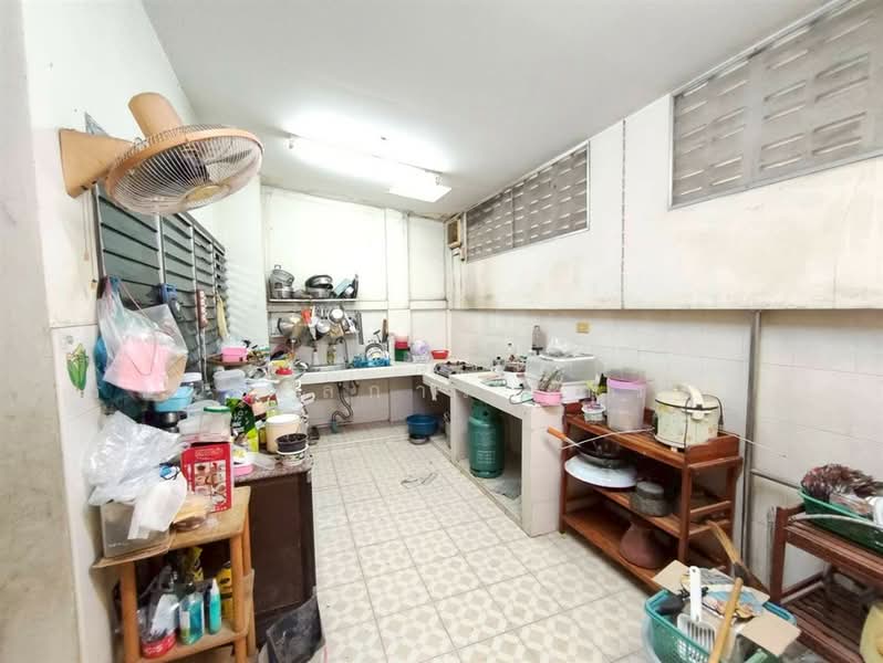 หมู่บ้านรุ่งเรือง (Rung Rueang Village) ซอยลาดพร้าว80 แยก22, กรุงเทพ, ถนนลาดพร้าว, วังทองหลาง, กรุงเทพ, 150 ตร.ม., ทาวน์เฮ้าส์ ขาย, โดย คุณ สิรตา โรจน์วิมลการ (กระแต), 500359087 - DDproperty.com