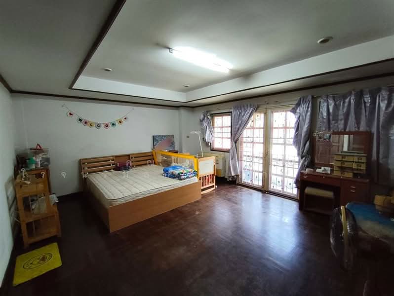 หมู่บ้านรุ่งเรือง (Rung Rueang Village) ซอยลาดพร้าว80 แยก22, Bangkok, ถนนลาดพร้าว, Wang Thonglang, Bangkok, 5 Bedrooms, 150 sqm, Townhouse For Sale, by คุณ สิรตา โรจน์วิมลการ (กระแต), 500359087 - DDproperty.com