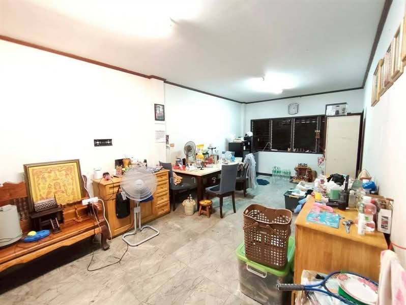 หมู่บ้านรุ่งเรือง (Rung Rueang Village) ซอยลาดพร้าว80 แยก22, กรุงเทพ, ถนนลาดพร้าว, วังทองหลาง, กรุงเทพ, 150 ตร.ม., ทาวน์เฮ้าส์ ขาย, โดย คุณ สิรตา โรจน์วิมลการ (กระแต), 500359087 - DDproperty.com