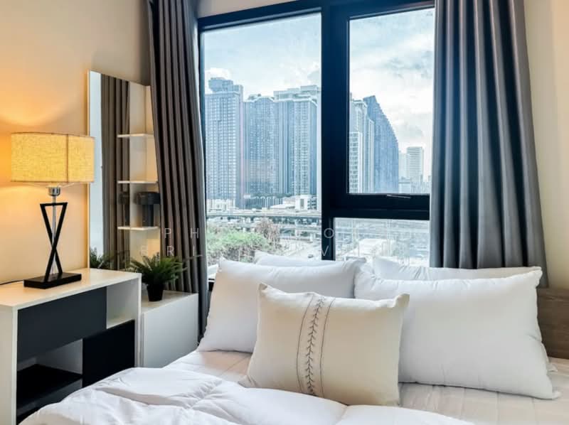 Life Asoke, Bangkok, Asoke-Dindang Road, Bang Kapi, Huai Khwang, Bangkok, 2 Bedrooms, 60 sqm, Condo For Rent, by Phakaporn Brikshavana, 500359129 - DDproperty.com