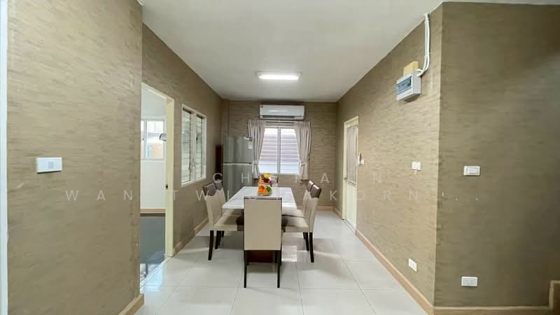 4-BR House, Bangkok, Chorake Bua, Lat Phrao, Bangkok, 4 Bedrooms, 160 sqm, Single Detached House For Rent, by Nitchakarn  Wanitwichakornkit , 500359142 - DDproperty.com